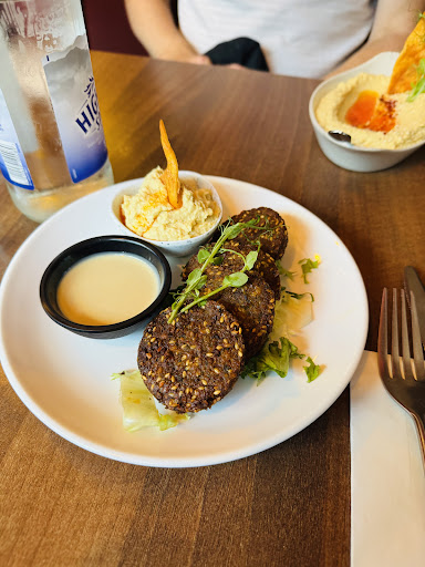 Photo of Hinar Kitchen - 22 High St, Poole BH15 1BP